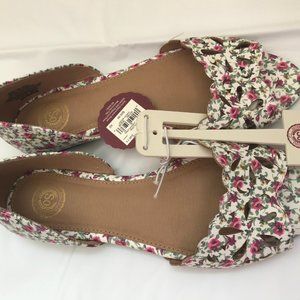 SO Shoes - SO Peep Toe Women Floral Flats size 7.5 SO Shoes - SO Peep Toe Women Floral Flats size 7.5